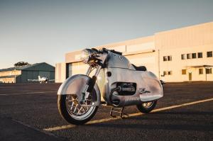 BMW R100RS Aero by MotoRRetro