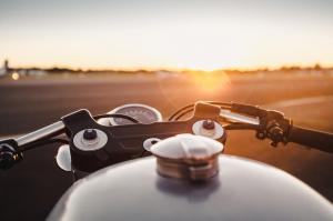 BMW R100RS Aero by MotoRRetro
