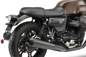 Moto Guzzi V7 III Stone Night Pack
