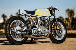 Yamaha XS400 by Kacerwagen