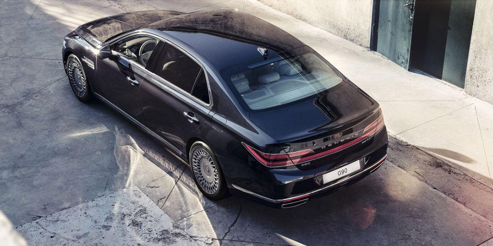 Genesis презентовал новый седан G90 для России