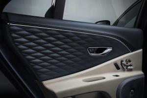 Bentley Flying Spur 2019 года