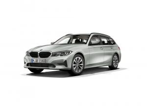 BMW 320i Touring Advantage 2019 года