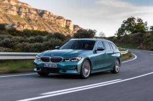 BMW 330d xDrive Touring Luxury Line 2019 года