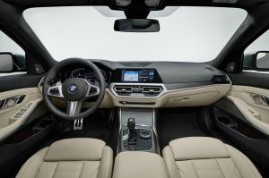 BMW 330i Touring M Sport 2019 года