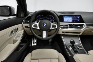 BMW 330i Touring M Sport 2019 года