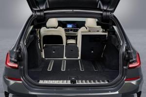 BMW 330i Touring M Sport 2019 года