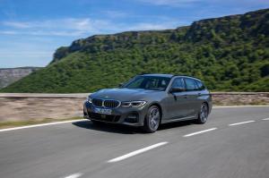 BMW 330i Touring M Sport 2019 года