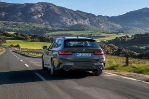 BMW 330i Touring M Sport 2019 года