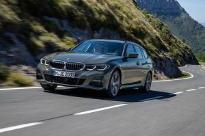 BMW 330i Touring M Sport 2019 года