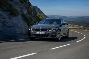 BMW 330i Touring M Sport 2019 года