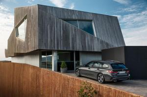 BMW 330i Touring M Sport 2019 года