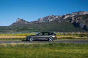 BMW 330i Touring M Sport 2019 года