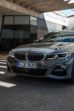 BMW 330i Touring M Sport 2019 года