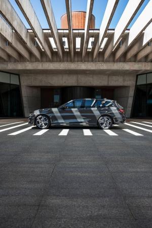 BMW 330i Touring M Sport 2019 года