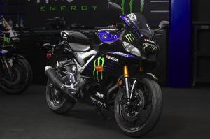 Yamaha YZF-R3 Monster Energy MotoGP Edition 2019 года