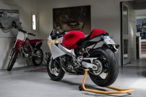 Honda CBR600F by North East Custom