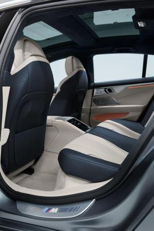 BMW M850i xDrive Gran Coupe 2019 года