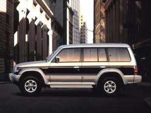 Mitsubishi Pajero Wagon выпускаемый с 1991 по 1997 год