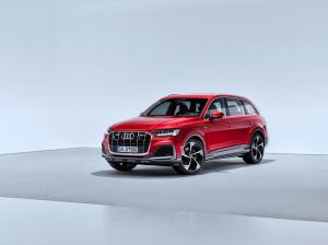 Audi Q7 55 TFSI Quattro S-Line 2019 года