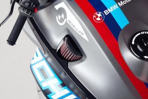 BMW R1250RS Achilles by Man & the Machines