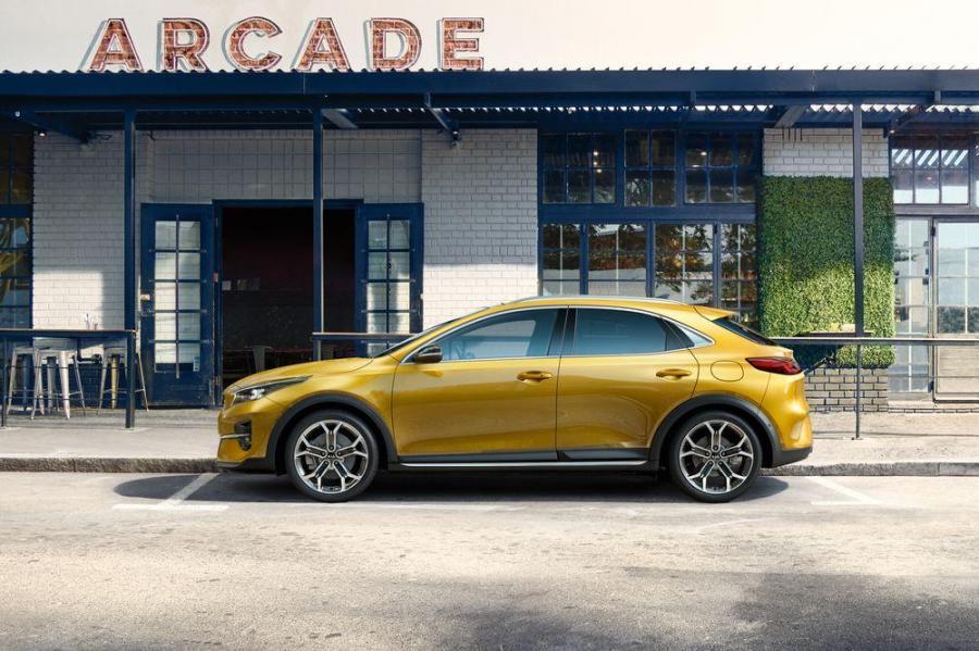 Kia показала новый кроссовер: встречаем XCeed