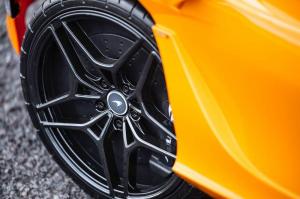 McLaren 720S для детей