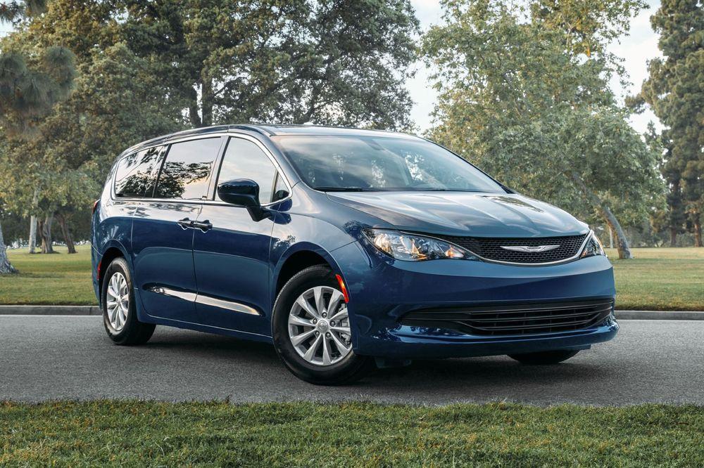 Бюджетные модификации Chrysler Pacifica будут называться теперь Voyager