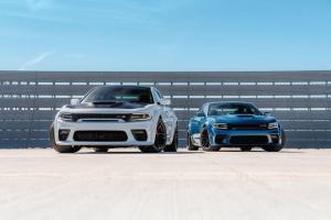 Dodge Charger Scat Pack Widebody и Dodge Charger SRT Hellcat Widebody