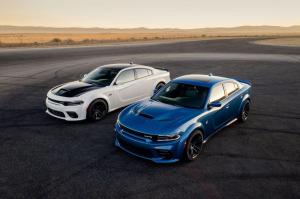 Dodge Charger Scat Pack Widebody и Dodge Charger SRT Hellcat Widebody