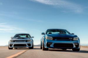Dodge Charger Scat Pack Widebody и Dodge Charger SRT Hellcat Widebody