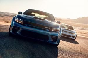 Dodge Charger Scat Pack Widebody и Dodge Charger SRT Hellcat Widebody