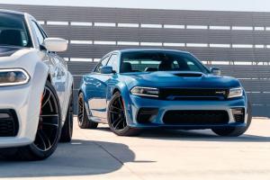 Dodge Charger Scat Pack Widebody и Dodge Charger SRT Hellcat Widebody
