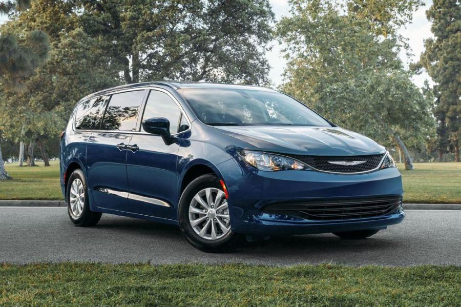 Бюджетные модификации Chrysler Pacifica будут называться теперь Voyager