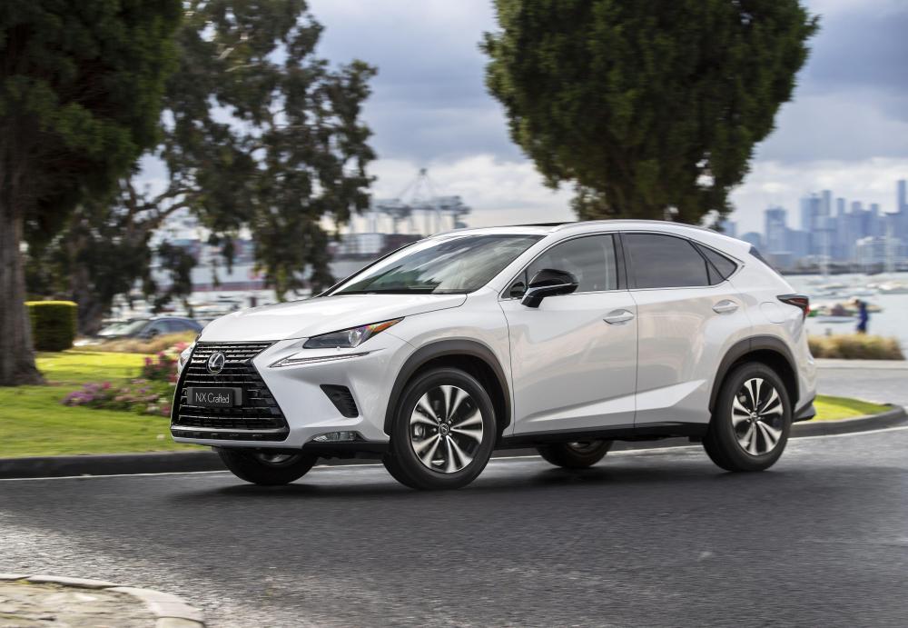 Lexus NX300 Crafted 2019 года