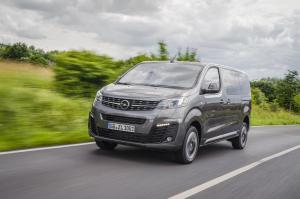 Opel Zafira Life 4x4 2019 года