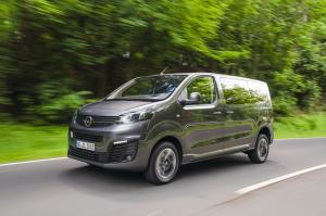 Opel Zafira Life 4x4 2019 года