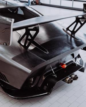 Porsche 935 Carbon Edition