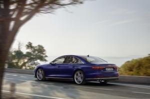 Audi S8 2019 года