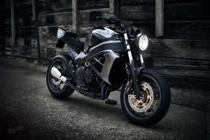 Кастомный Honda X11 от ателье Lions Den Motorcycles