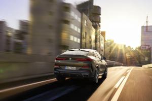 BMW X6 M50i 2019 года