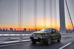 BMW X6 M50i 2019 года