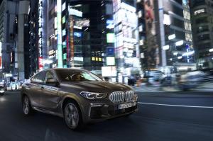 BMW X6 M50i 2019 года