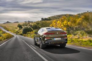 BMW X6 M50i 2019 года