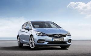 Opel Astra 2019 года