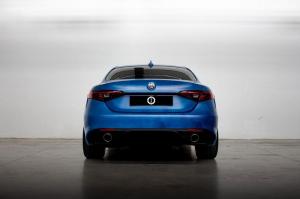 Alfa Romeo Giulia Veloce by Garage Italia Customs