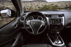 Nissan Navara Double Cab 2019 года