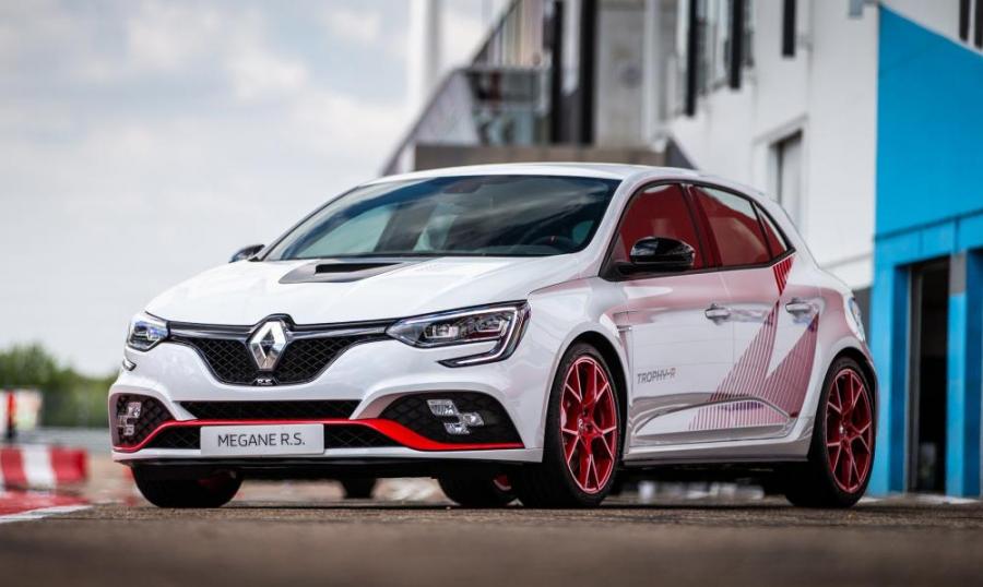 Рассекречены динамические показатели рекордного Renault Megane R.S. Trophy-R