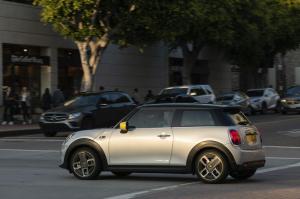 Mini Cooper SE 2019 года