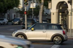 Mini Cooper SE 2019 года